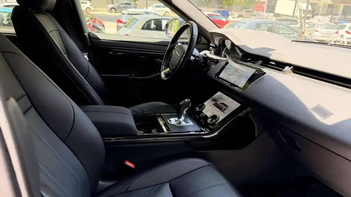 Usado Land Rover Range Rover evoque R-Dynamic 150 CV (110 kW) 2020 Gris SUV