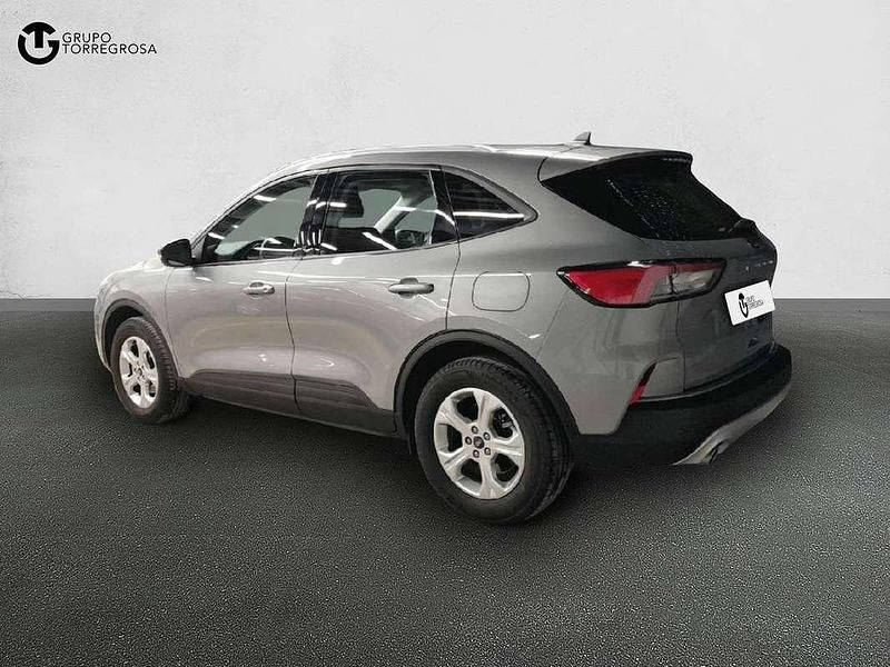 Usado Ford Kuga Trend 150 CV (110 kW) 2020 Plateado SUV
