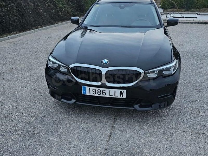 Usado BMW 318 xLine 150 CV (110 kW) 2021 Negro Familiar