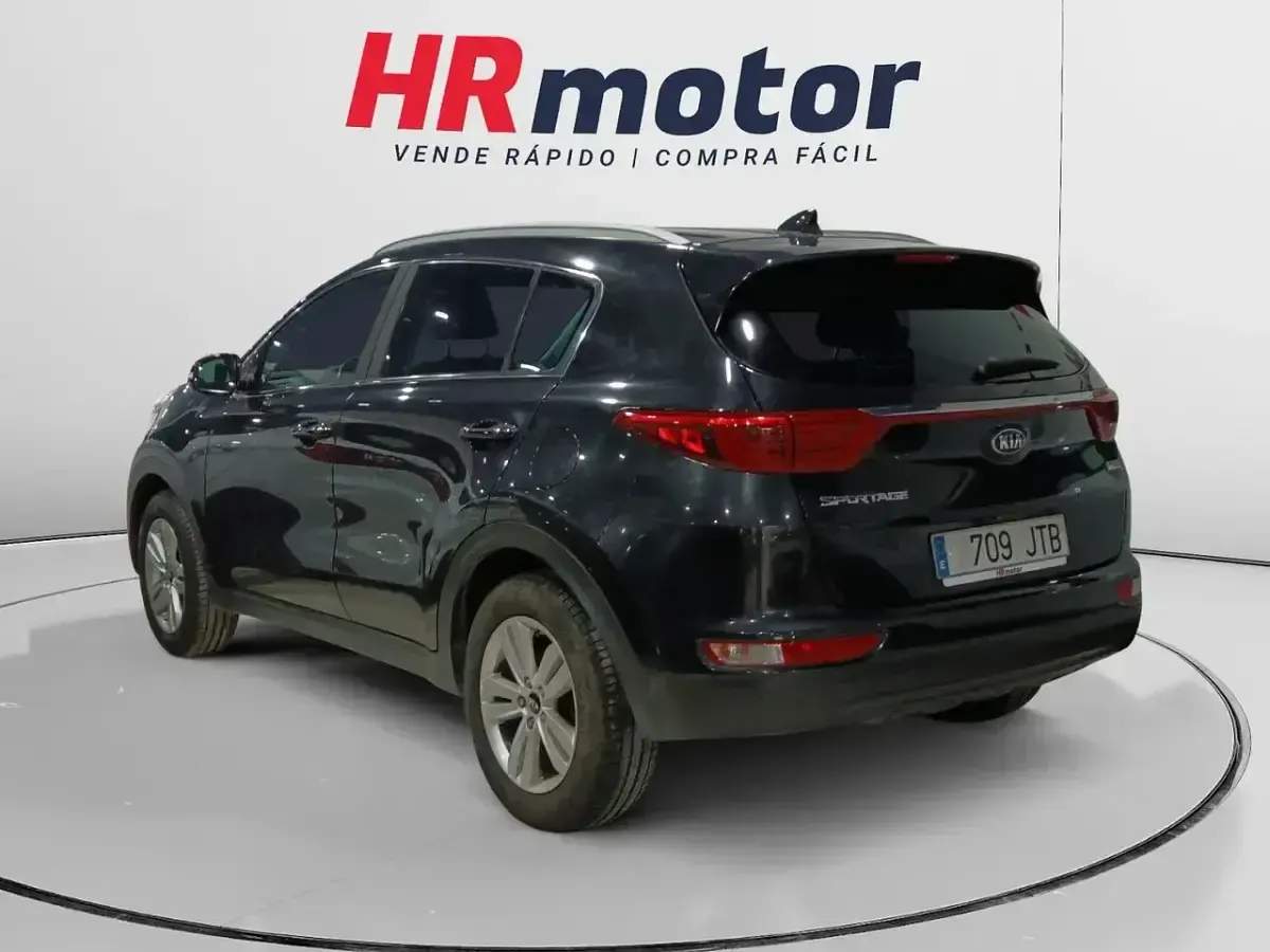 Usado Kia Sportage 116 CV (85 kW) 2016 Negro SUV