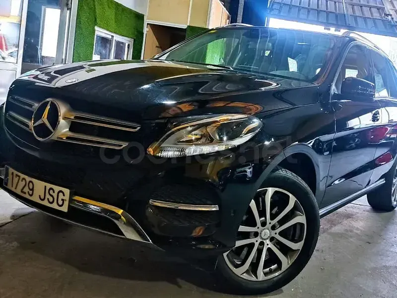 Usado Mercedes GLE500 442 CV (325 kW) 2016 Negro SUV