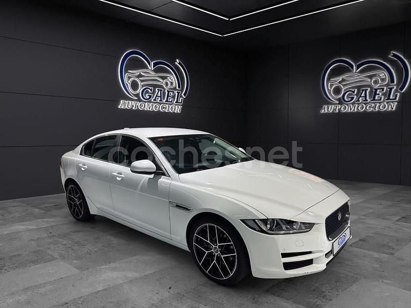 Blanco Usado 2017 Jaguar XE Portfolio Berlina | 19.990 € (Caro) - Imagen 1/4