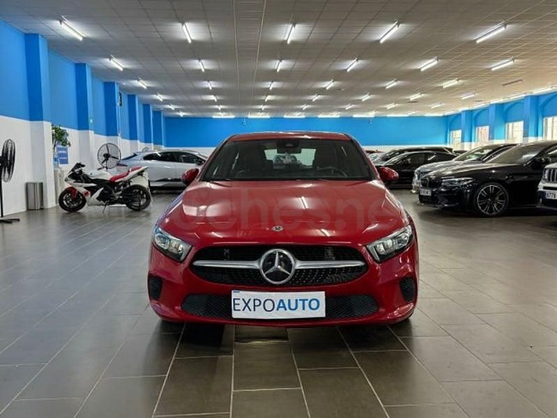 Usado Mercedes A180 136 CV (100 kW) 2019 Rojo Berlina