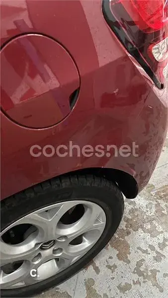 Usado Citroën C3 PureTech 82 CV (60 kW) 2015 Rojo Berlina