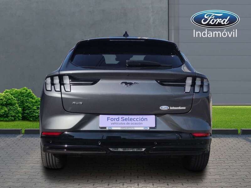 Usado Ford Mustang Mach-E 258 kW (351 CV) 2021 Gris SUV