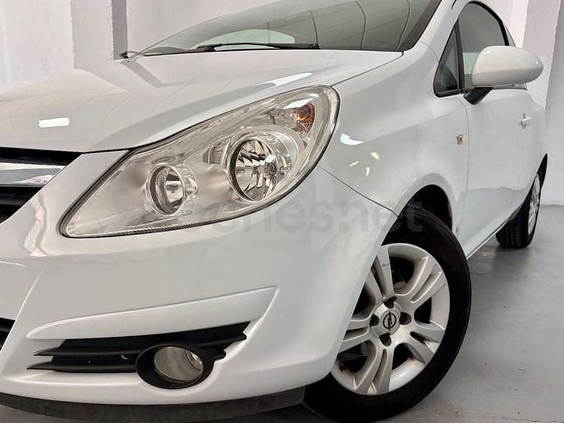 Usado Opel Corsa 75 CV (55 kW) 2009 Blanco Utilitario