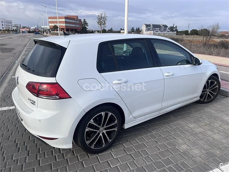 Usado VW Golf VII Sportline 150 CV (110 kW) 2017 Blanco Berlina