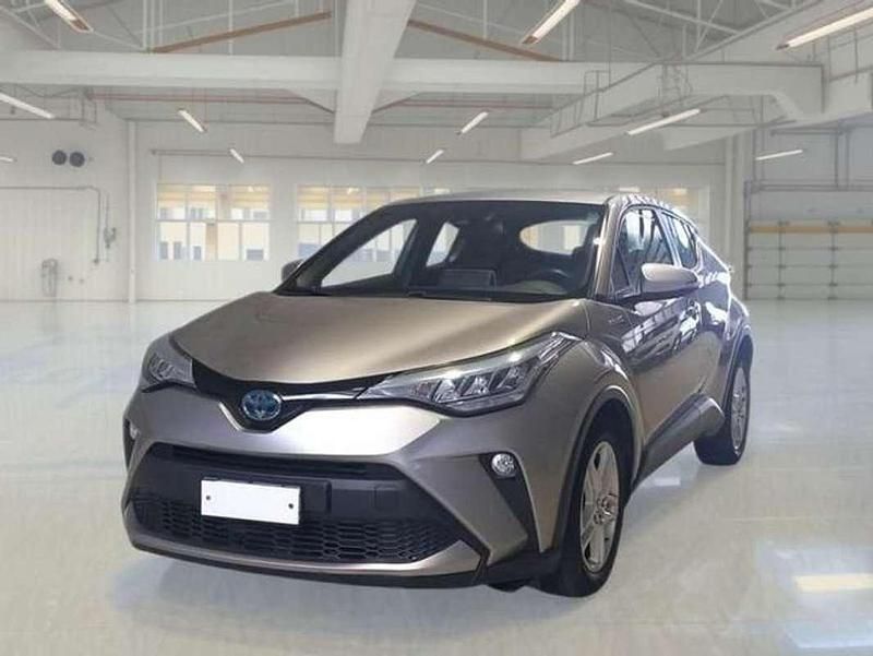 Usado Toyota C-HR Advance 122 CV (89 kW) 2022 Gris SUV