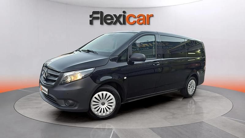 Usado Mercedes Vito 136 CV (100 kW) 2023 Negro Van