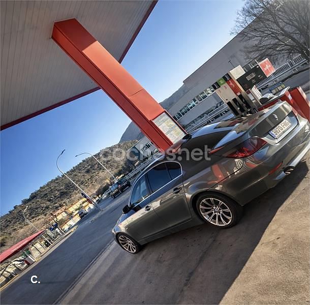 Usado BMW 530 231 CV (169 kW) 2007 Azul Berlina