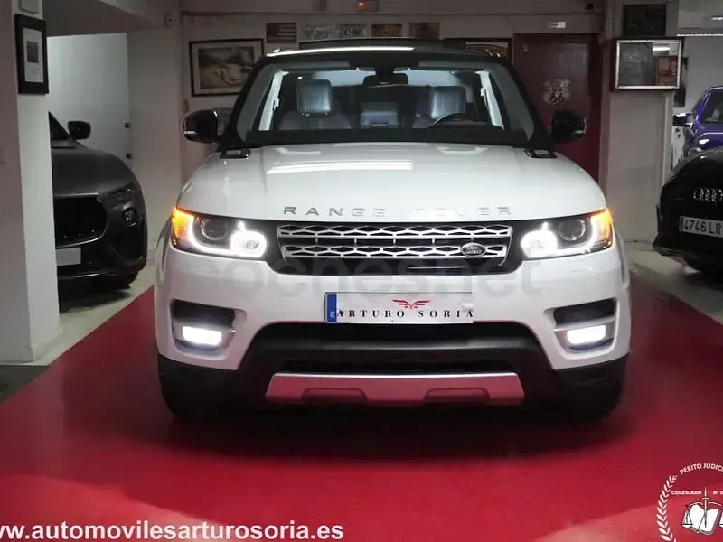 Begagnad Land Rover Range Rover HSE 258 HK (189 kW) 2015 Vit SUV