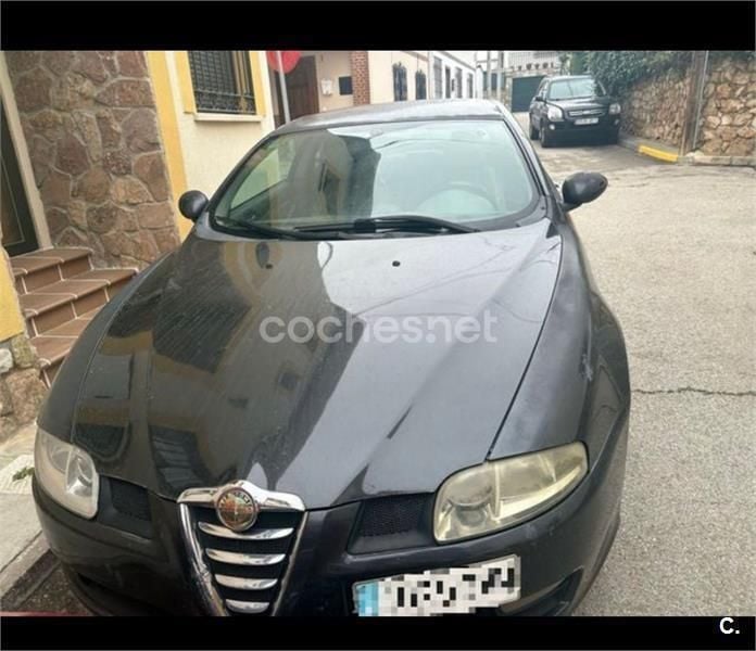 Negro Usado 2005 Alfa Romeo GT Progression Coupe | 1850 € (Buen precio) - Imagen 1/4