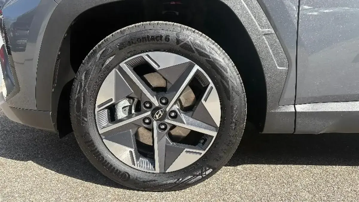 Nuevo Hyundai Tucson 239 CV (175 kW) 2026 Gris/plata SUV