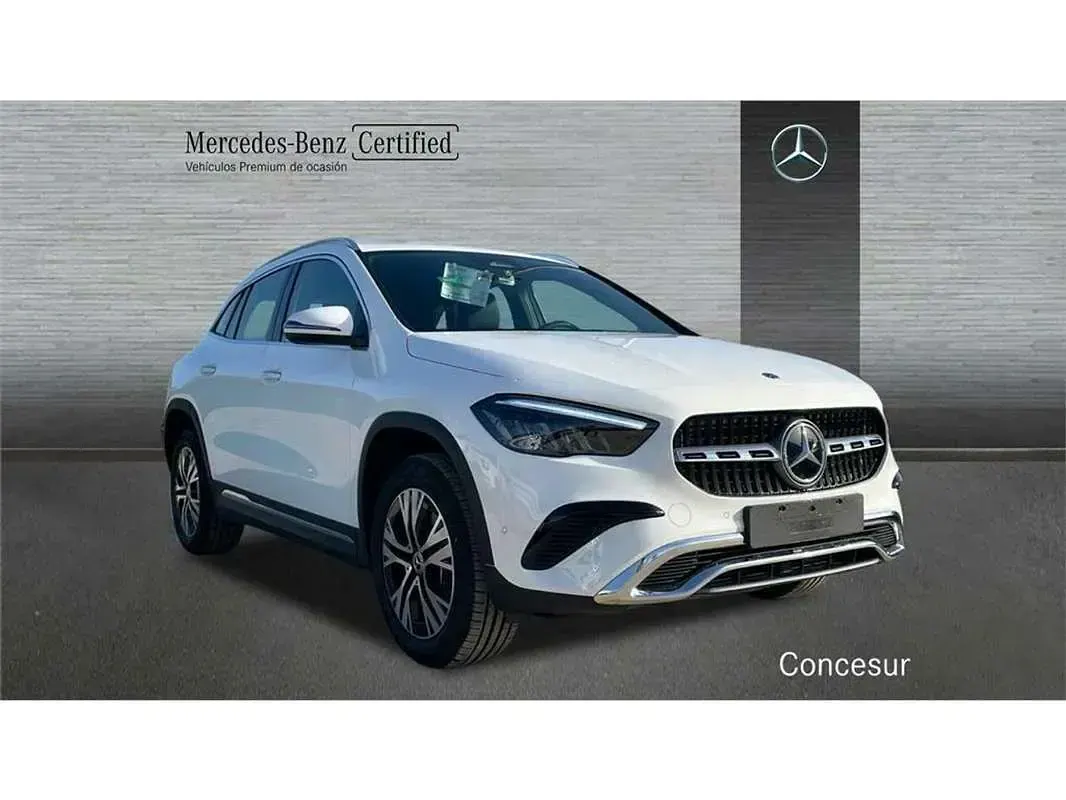 Begagnad Mercedes GLA200 150 HK (110 kW) 2025 Vit SUV