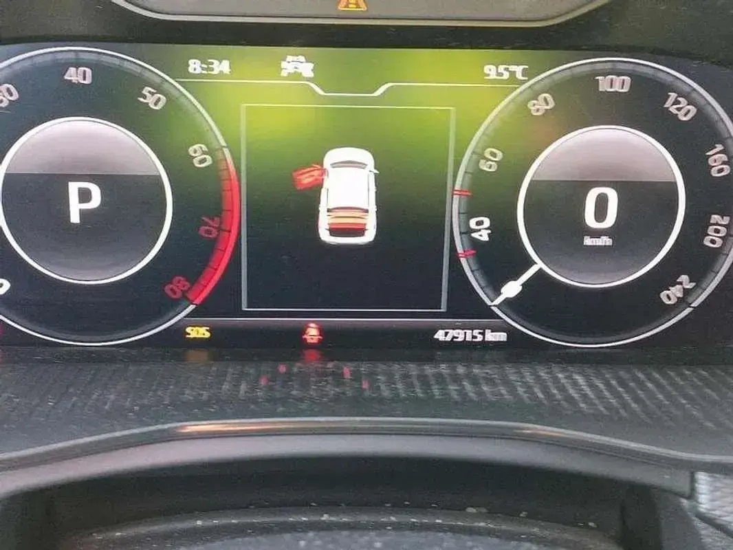 Usado Skoda Kamiq Ambition 110 CV (80 kW) 2021 Blanco SUV