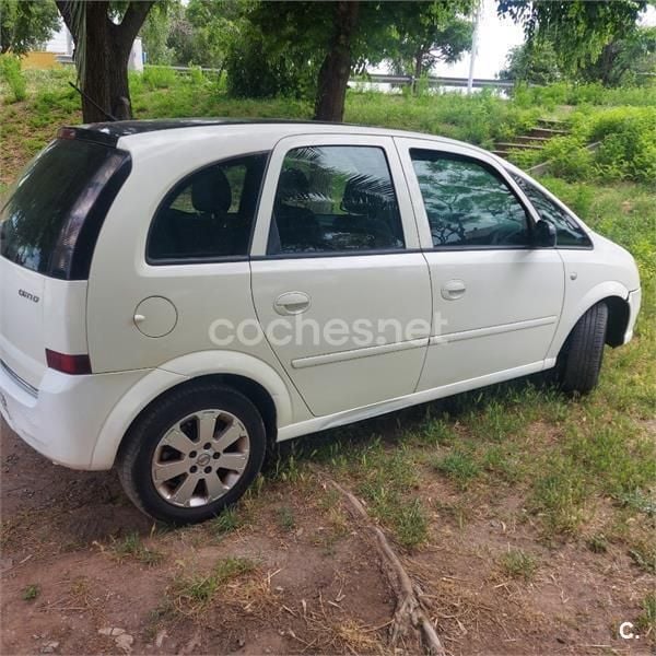 Blanco Usado 2007 Opel Meriva Enjoy Monovolumen | 3300 € (Precio justo) - Imagen 1/4