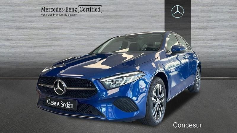 Azul Nuevo 2025 Mercedes A250 Berlina | 35.900 € (Super precio) - Imagen 1/4
