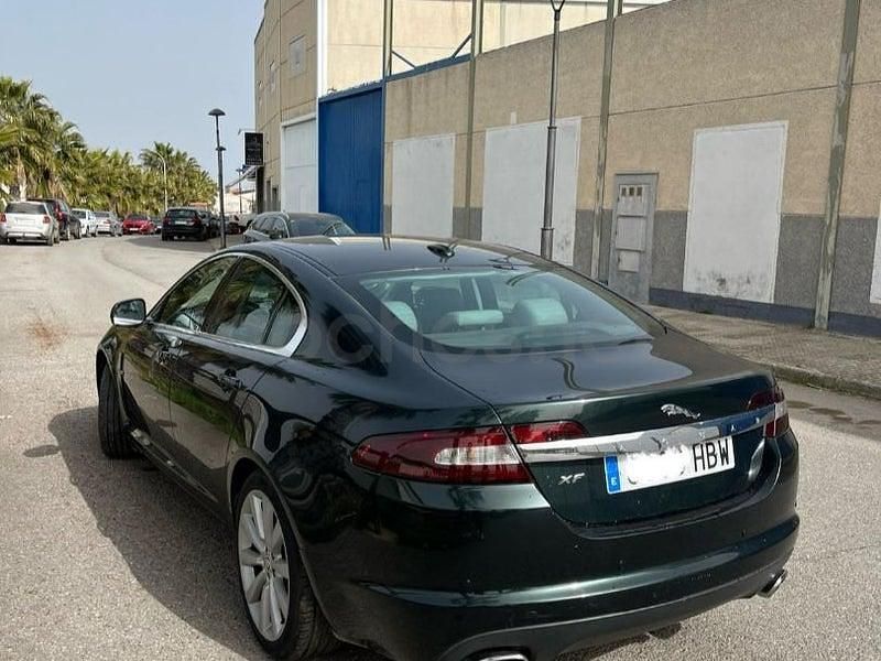 Usado Jaguar XF Luxury 240 CV (176 kW) 2011 Verde Berlina