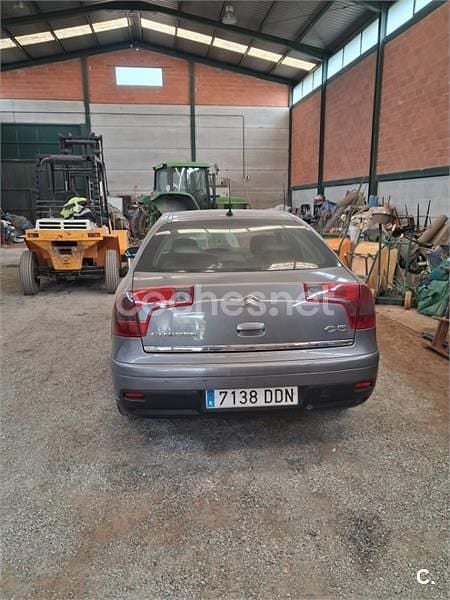 Usado Citroën C5 110 CV (80 kW) 2004 Gris / plata Berlina