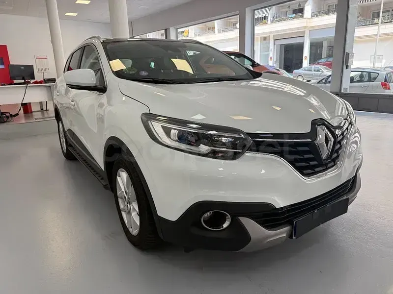 Usado Renault Kadjar Intens 130 CV (95 kW) 2017 Blanco SUV