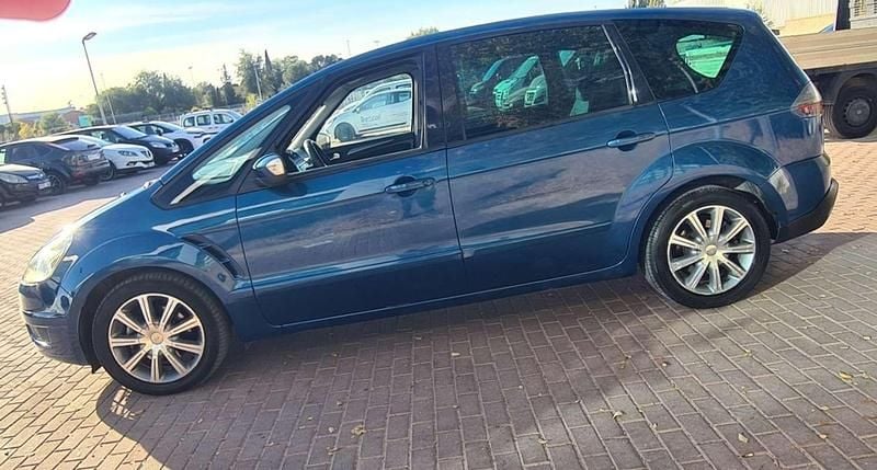 Usado Ford S-MAX Trend 140 CV (102 kW) 2007 Azul Monovolumen