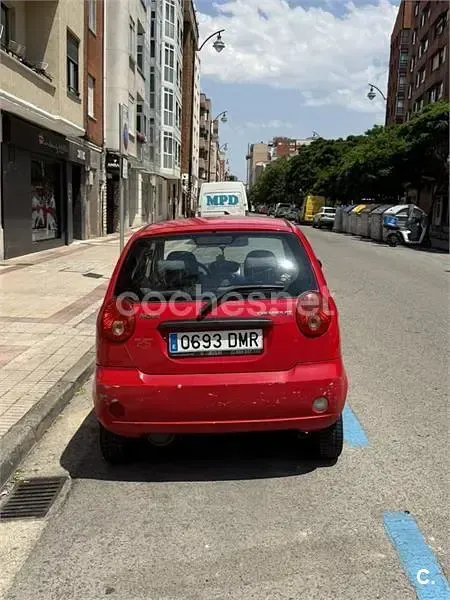 Usado Chevrolet Matiz SE 65 CV (47 kW) 2005 Rojo Utilitario