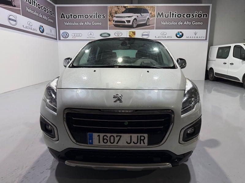Usado Peugeot 3008 Style 130 CV (95 kW) 2015 Blanco Familiar