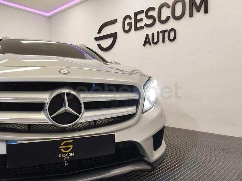 Käytetty Mercedes GLA200 AMG line 136 HP (100 kW) 2017 Harmaa Katumaasturi