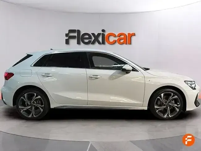 Usado Audi A3 Sportback e-tron S-Line 204 CV (150 kW) 2025 Blanco Utilitario