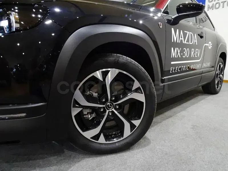 Usado Mazda MX30 Edition 170 CV (125 kW) 2023 Gris / plata SUV
