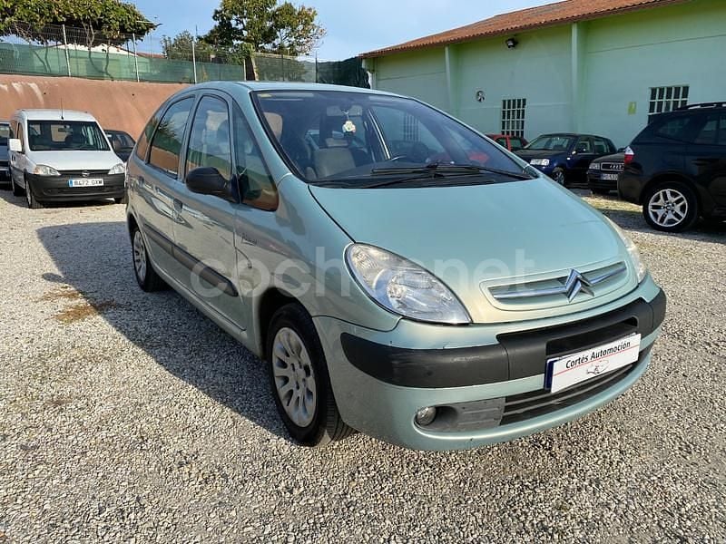 Usado Citroën Xsara Picasso Exclusive 90 CV (66 kW) 2005 Verde Monovolumen