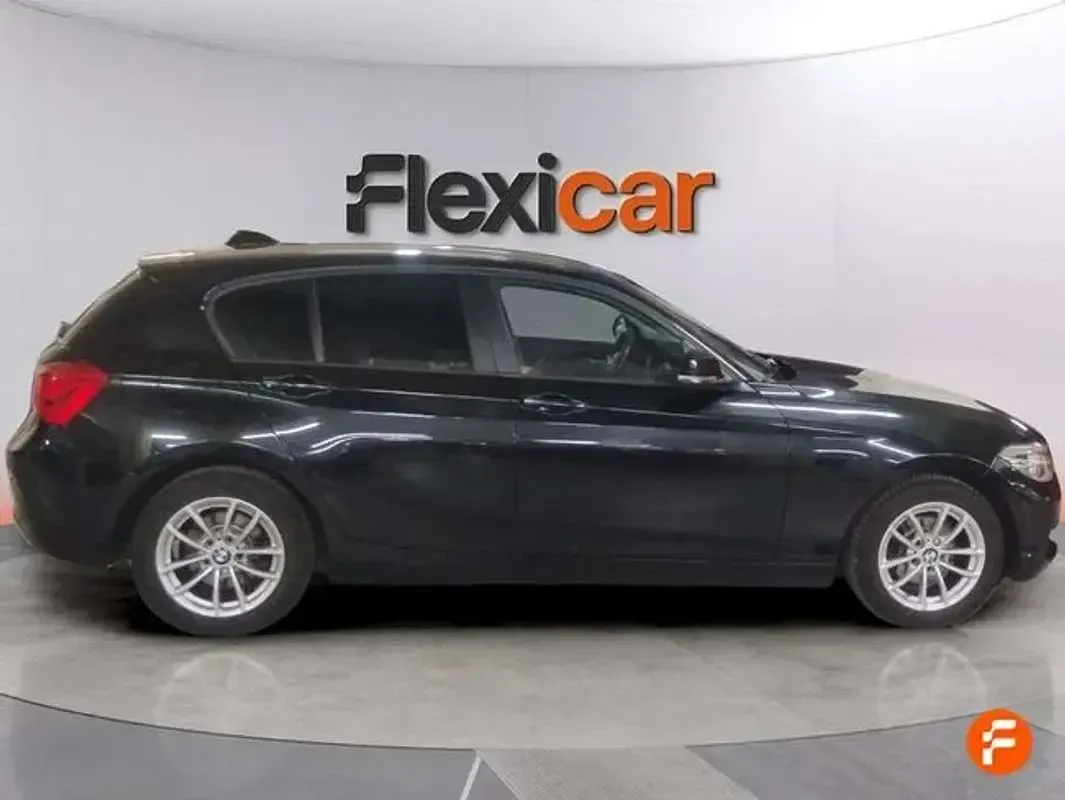 Usado BMW 116 116 CV (85 kW) 2017 Negro Utilitario