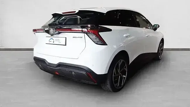 Nuevo MG MG4 EV 180 kW (245 CV) 2026 Blanco Utilitario