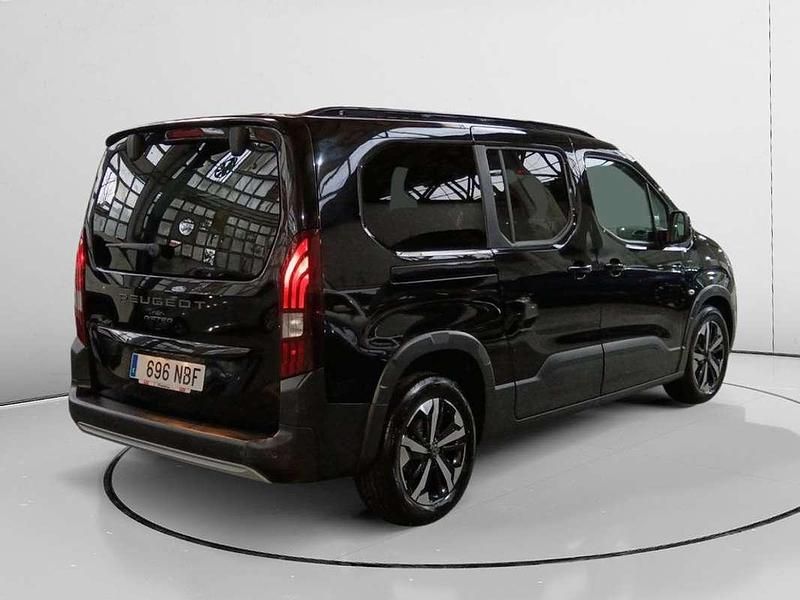 Usado Peugeot Rifter GT 132 CV (97 kW) 2024 Gris Monovolumen