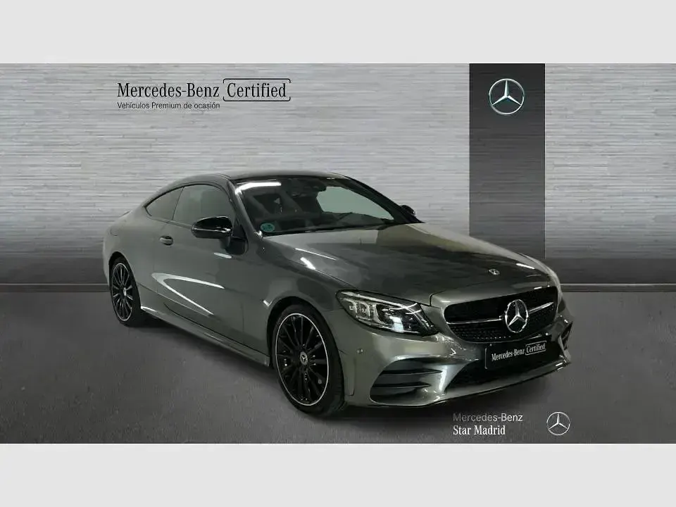 Usado Mercedes C220 194 CV (142 kW) 2023 Gris / plata Coupe