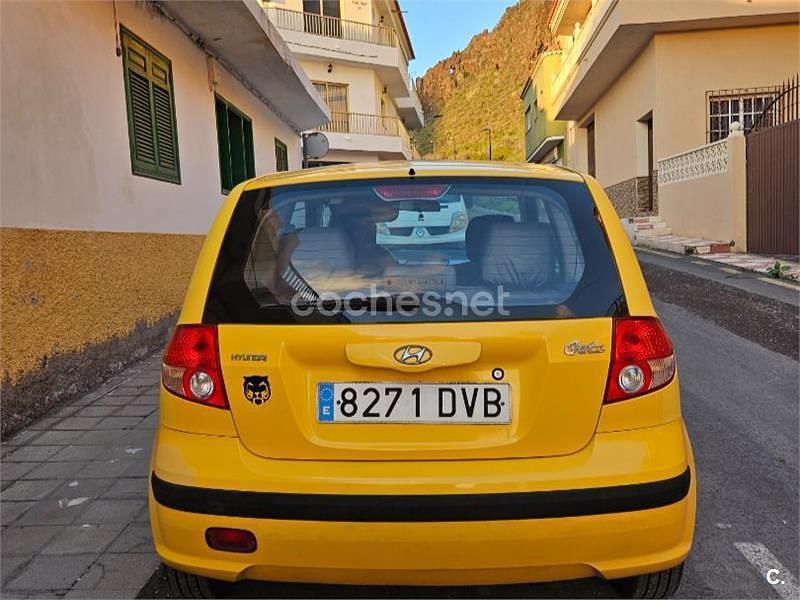 Usado Hyundai Getz 63 CV (46 kW) 2006 Amarillo Utilitario
