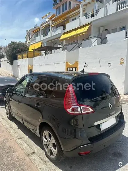 Usado Renault Scenic E-Tech 105 CV (77 kW) 2011 Negro Monovolumen