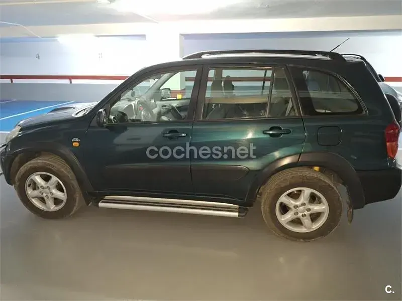 Usado Toyota RAV4 Luna 116 CV (85 kW) 2001 Verde SUV