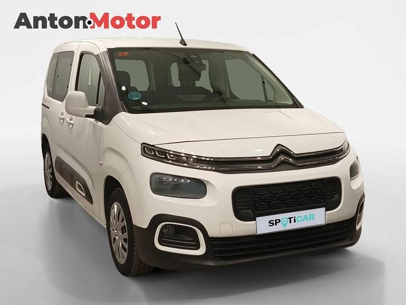 Usado Citroën Berlingo Feel 102 CV (75 kW) 2019 Blanco Monovolumen