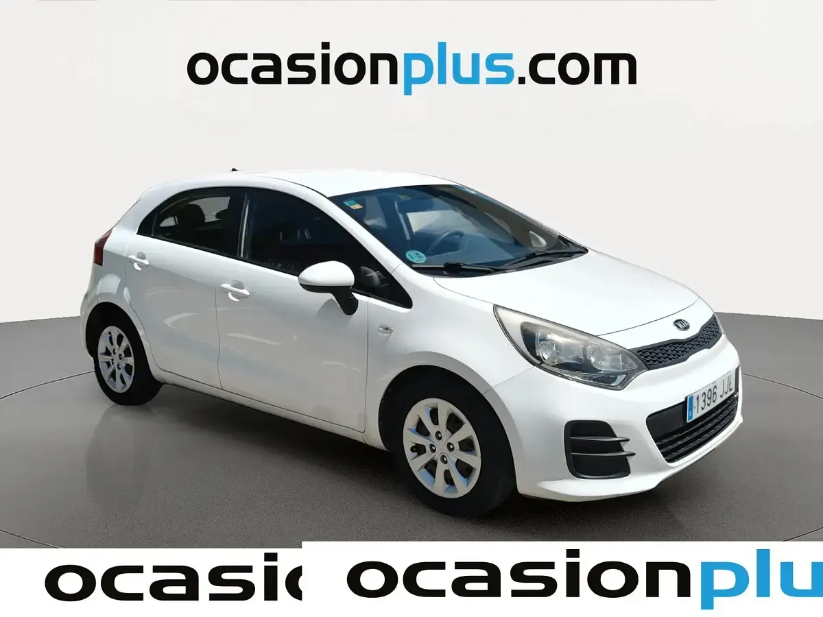 Usado Kia Rio 84 CV (61 kW) 2015 Blanco Utilitario
