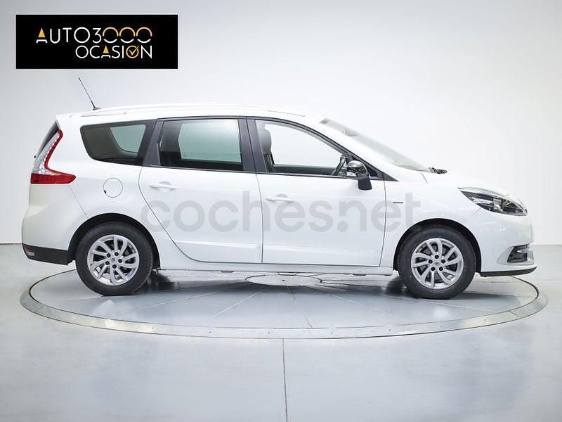 Usado Renault Grand Scénic III LIMITED 110 CV (80 kW) 2015 Blanco Monovolumen