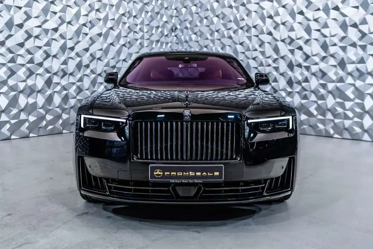 Usado Rolls Royce Ghost 608 CV (447 kW) 2025 Negro Berlina