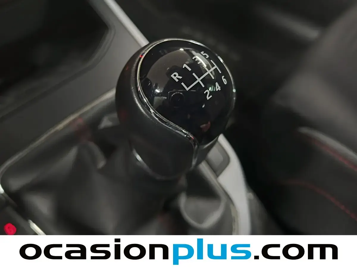 Usado Seat Arona Ecomotive 116 CV (85 kW) 2020 Gris SUV