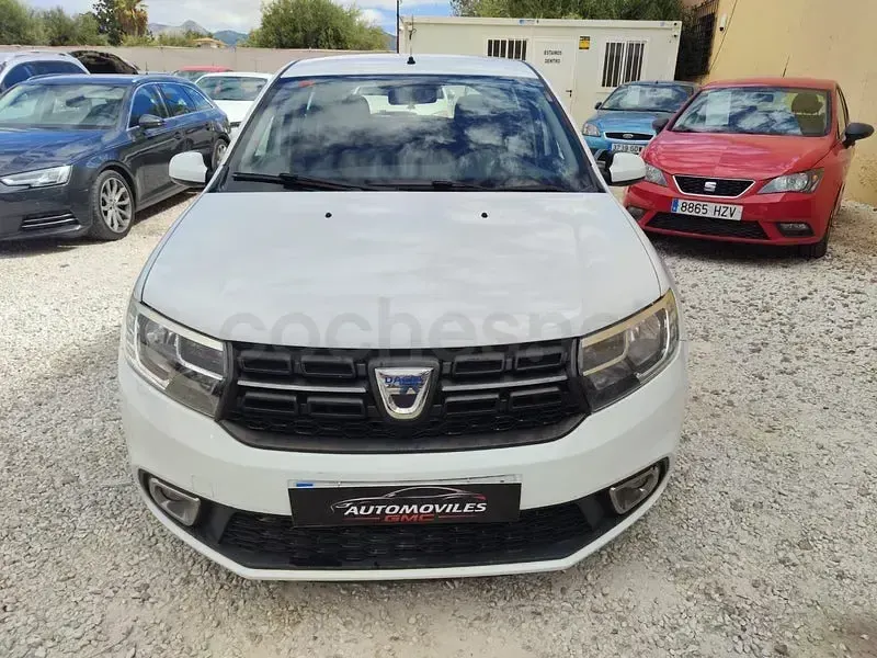 Usado Dacia Sandero Comfort 95 CV (69 kW) 2019 Blanco Berlina