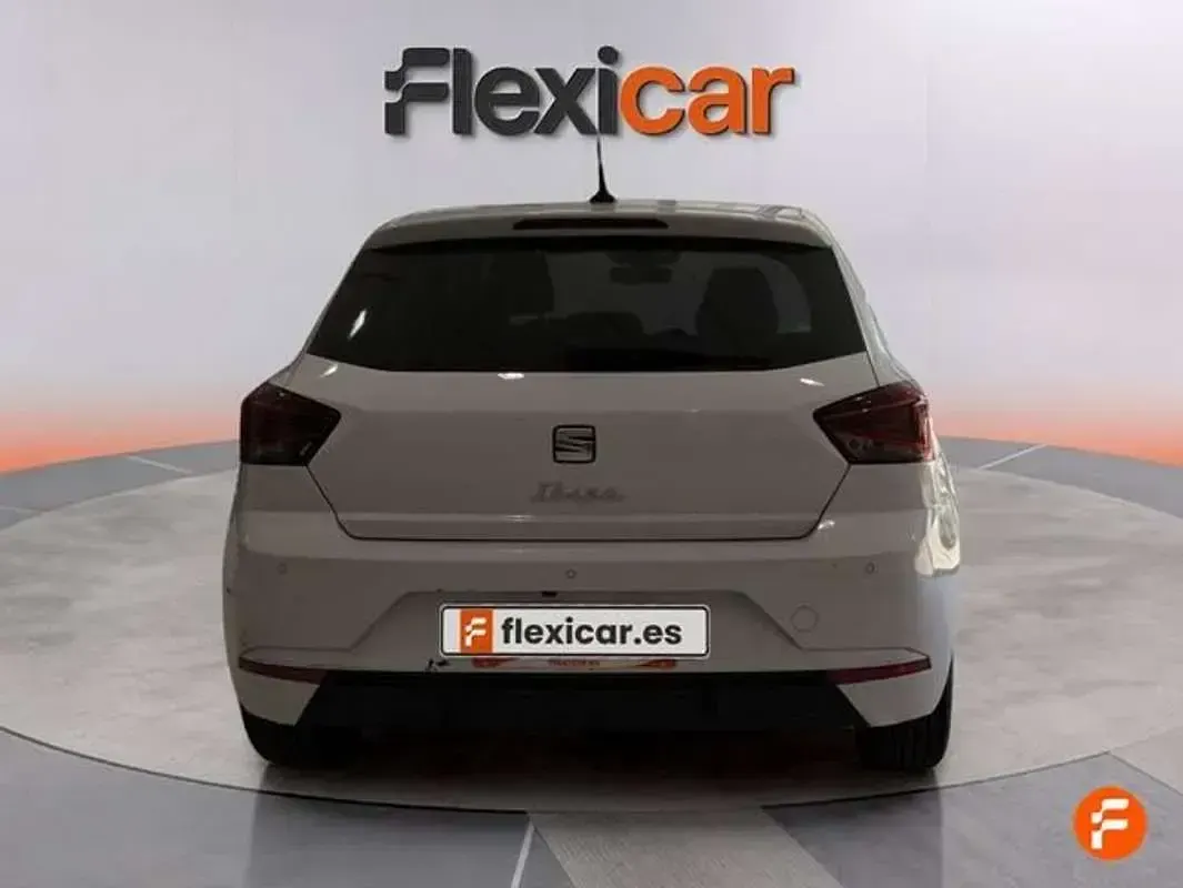 Usado Seat Ibiza XCELLENCE 116 CV (85 kW) 2024 Blanco Utilitario