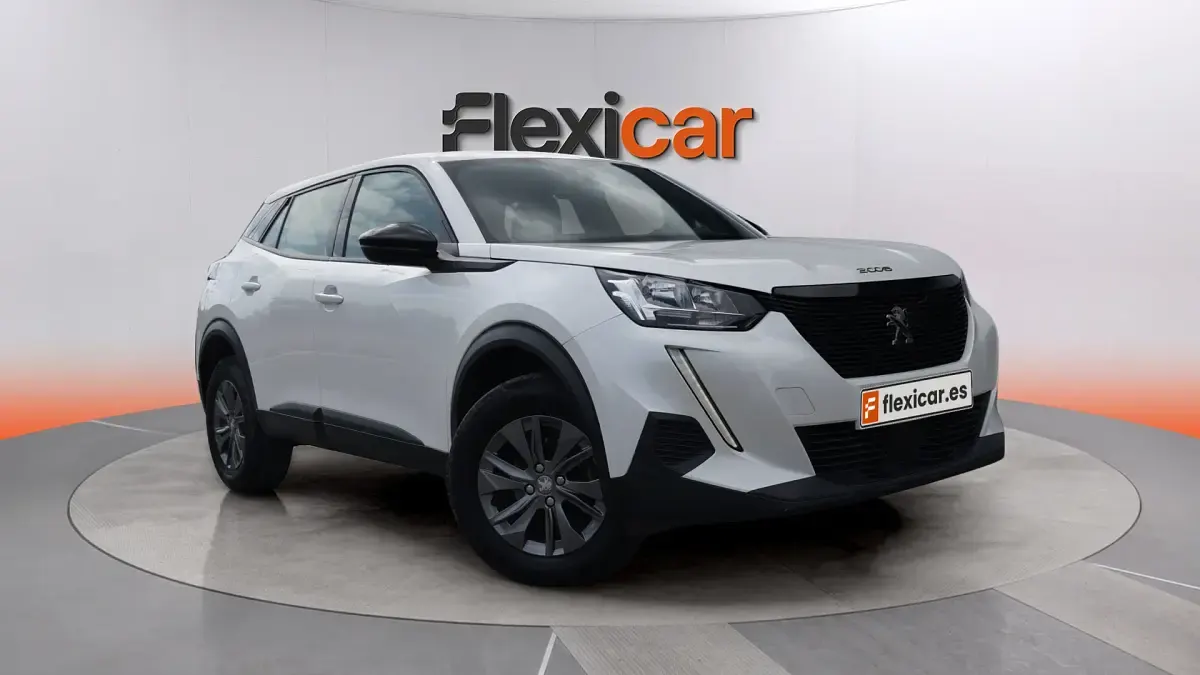 Usado Peugeot 2008 Active 131 CV (96 kW) 2023 SUV