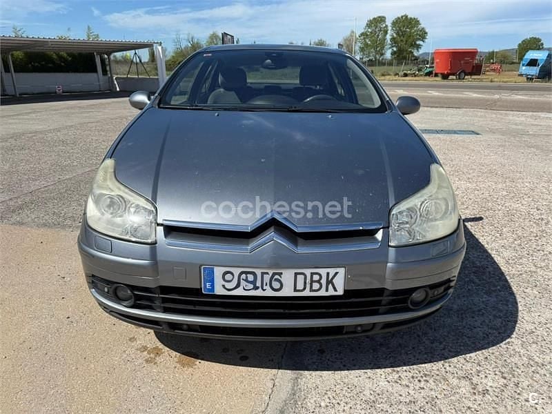 Usado Citroën C5 Exclusive 138 CV (101 kW) 2004 Gris / plata Berlina