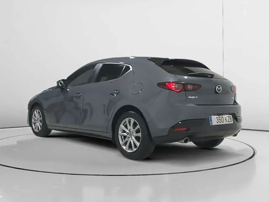 Käytetty Mazda 3 122 HP (89 kW) 2019 Harmaa Viistoperä