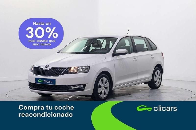 Usado Skoda Rapid Active 90 CV (66 kW) 2017 Blanco Utilitario