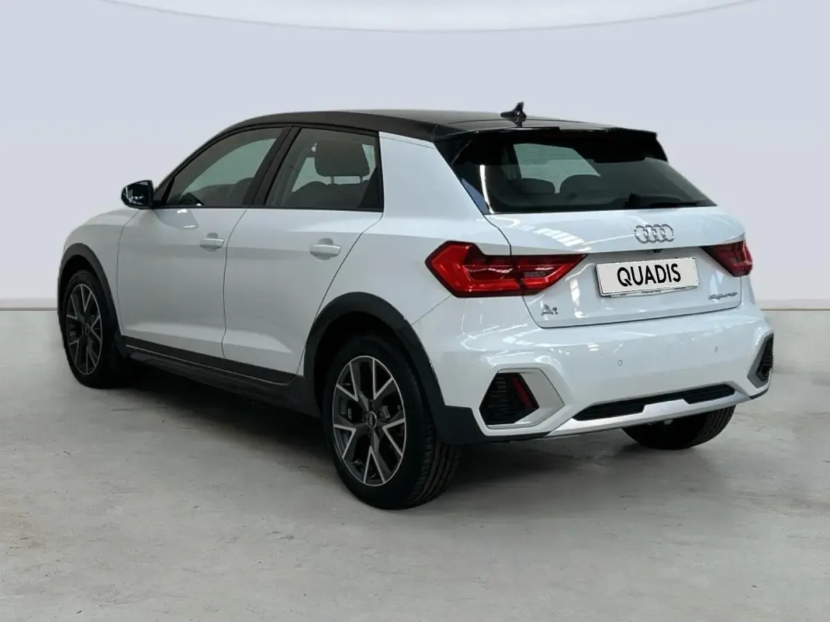 Usado Audi A1 110 CV (80 kW) 2022 Blanco SUV